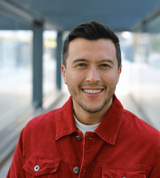 Maximilian - Datenschutzbeauftrager Background